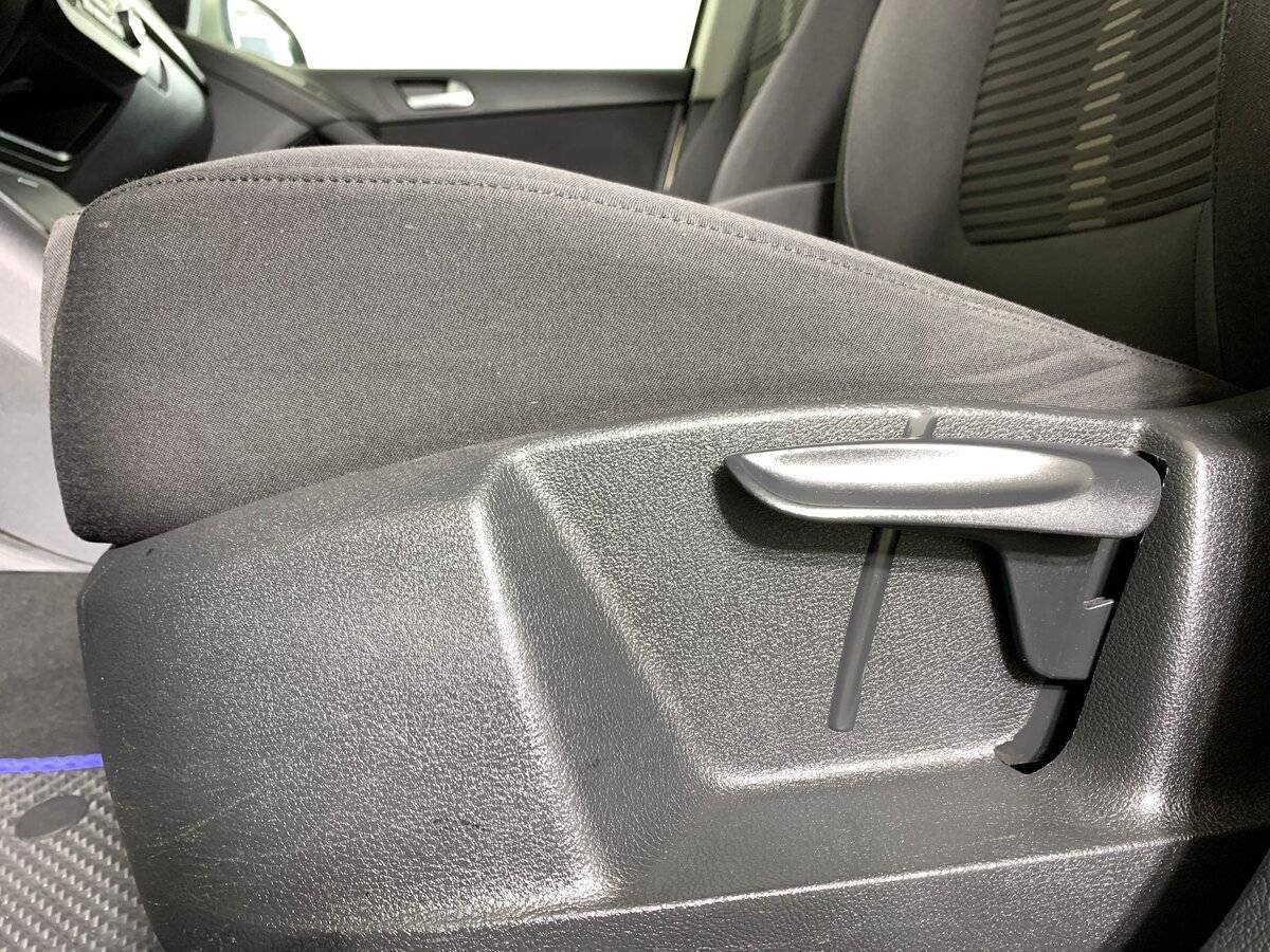 Volkswagen Tiguan 2011 года с пробегом. Фото: #15