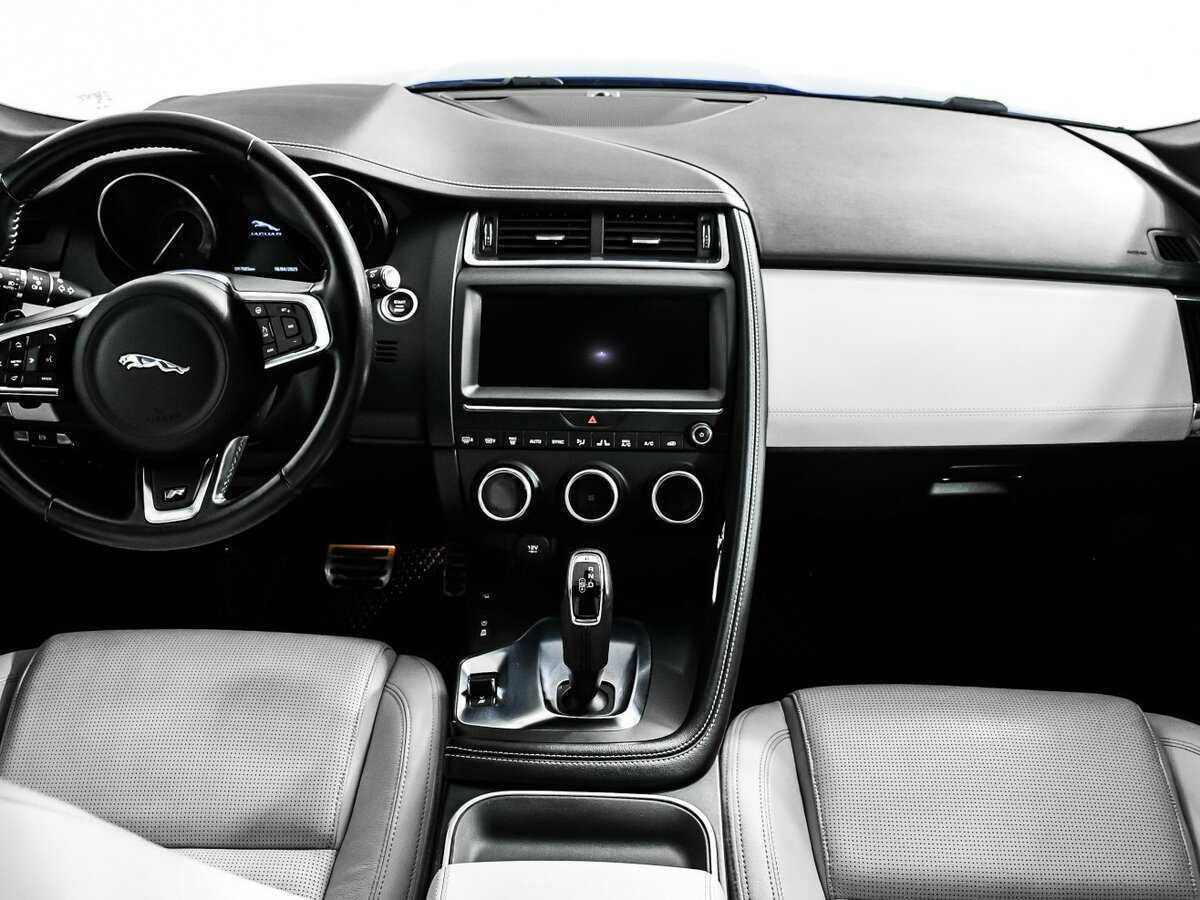 Jaguar E-Pace 2018 года с пробегом. Фото: #10