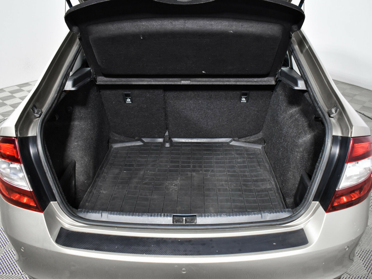 Skoda Rapid 2019 года с пробегом. Фото: #17