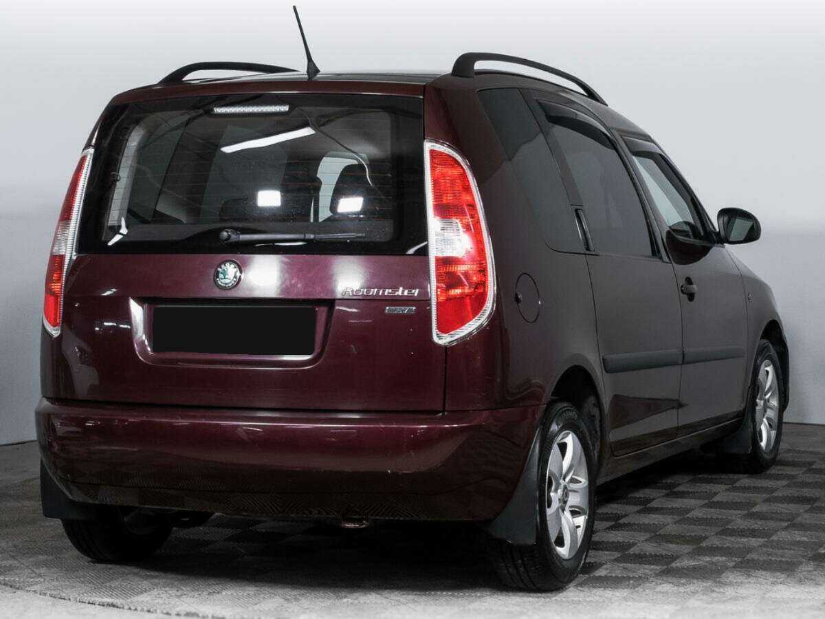 Skoda Roomster 2012 года с пробегом. Фото: #4