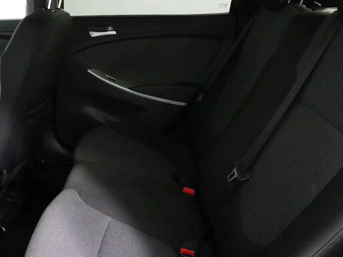 Hyundai Solaris 2012 года с пробегом. Фото: #7