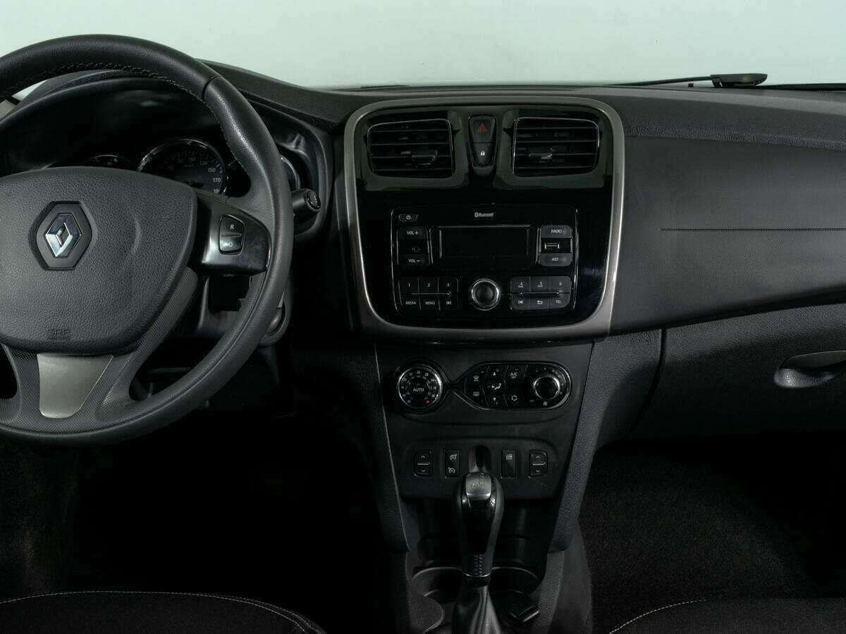 Renault Sandero 2017 года с пробегом. Фото: #9