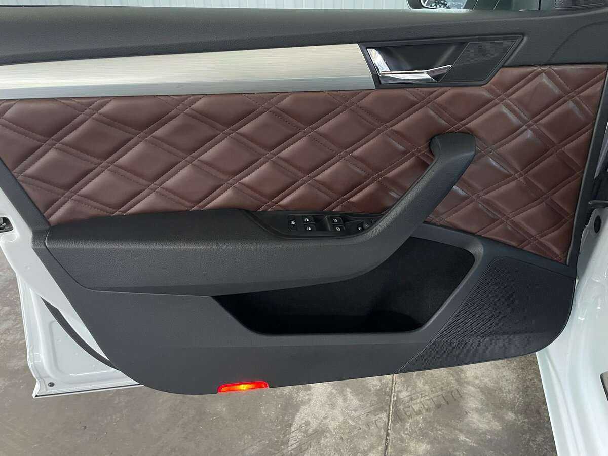 Skoda Superb 2015 года с пробегом. Фото: #21