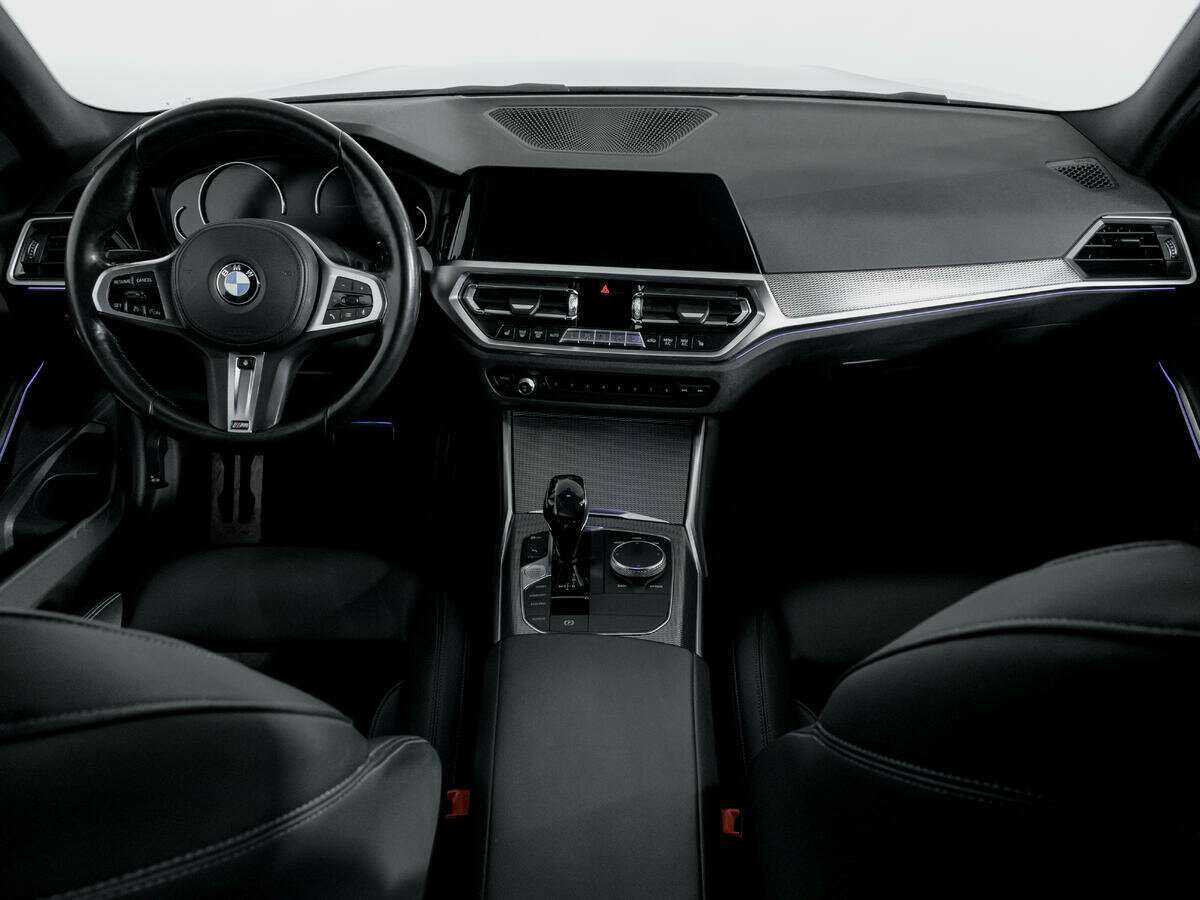 BMW 3 серии 2019 года с пробегом. Фото: #11