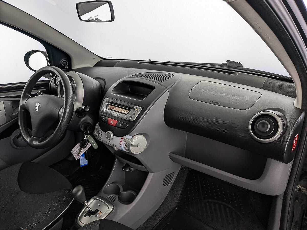 Peugeot 107 2010 года с пробегом. Фото: #10