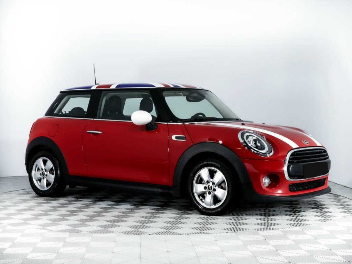 Mini Hatch 2018 года с пробегом. Фото: #2