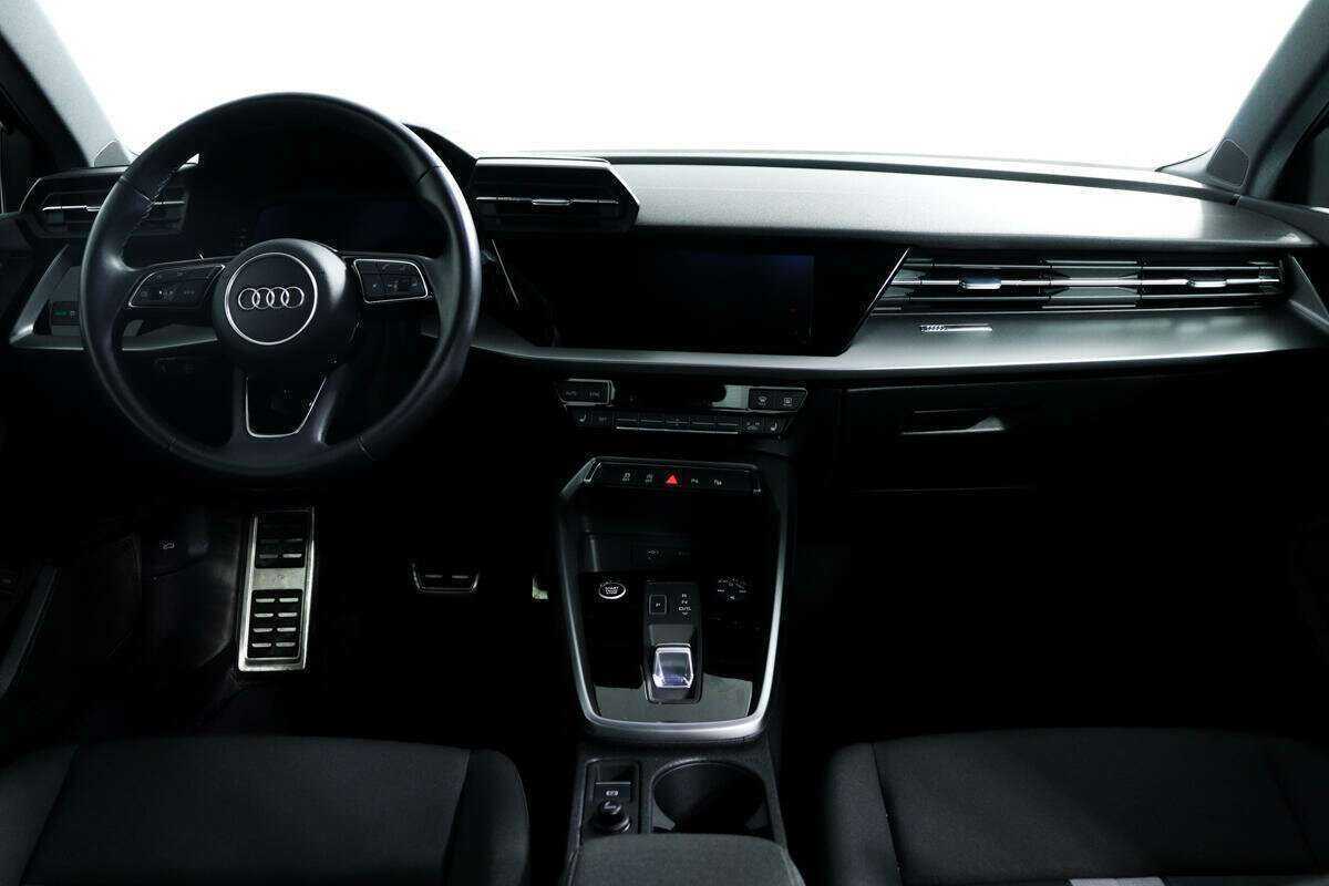 Audi A3 2021 года с пробегом. Фото: #10
