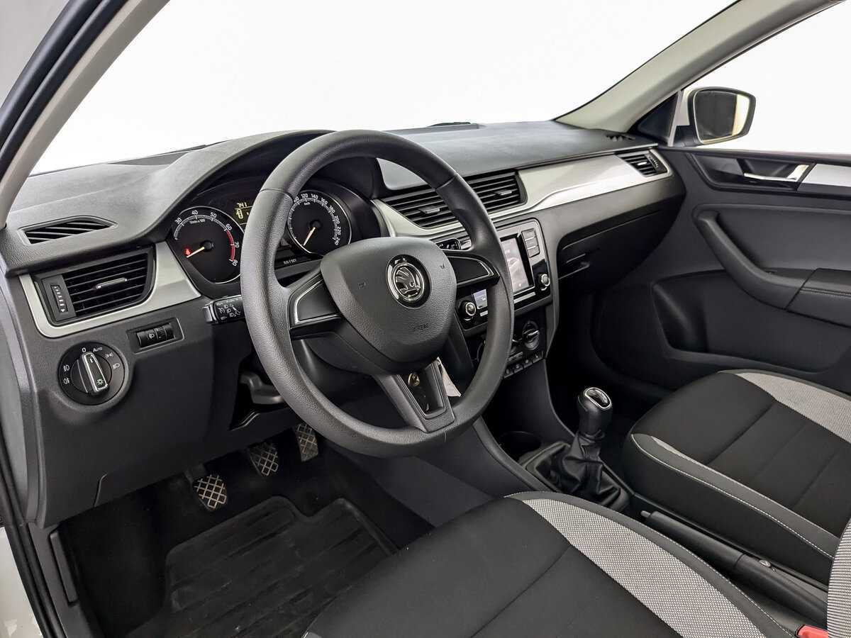 Skoda Rapid 2019 года с пробегом. Фото: #13