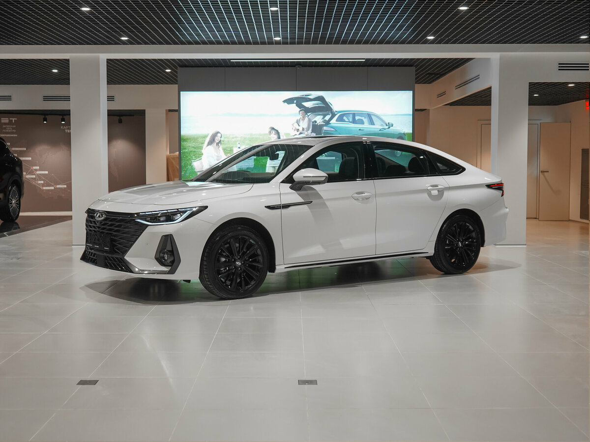 Chery Arrizo 8 2025 года с пробегом. Посмотреть фото