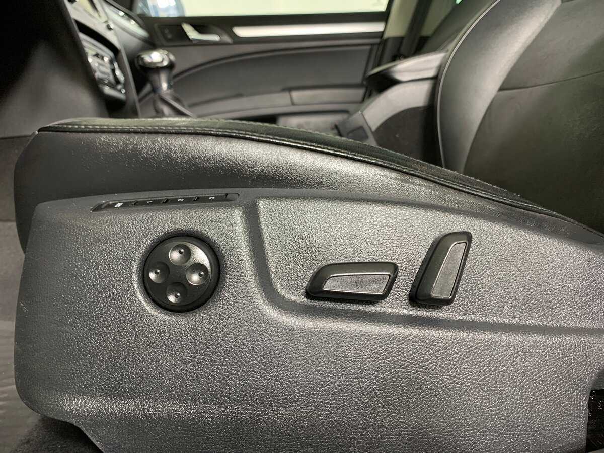 Skoda Superb 2011 года с пробегом. Фото: #16