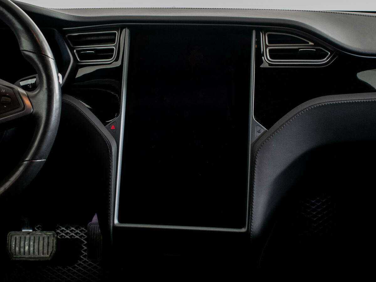 Tesla Model S 2019 года с пробегом. Фото: #10