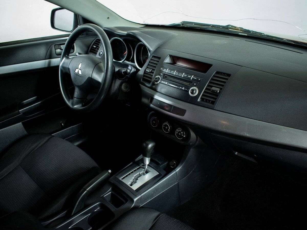 Mitsubishi Lancer 2010 года с пробегом. Фото: #6