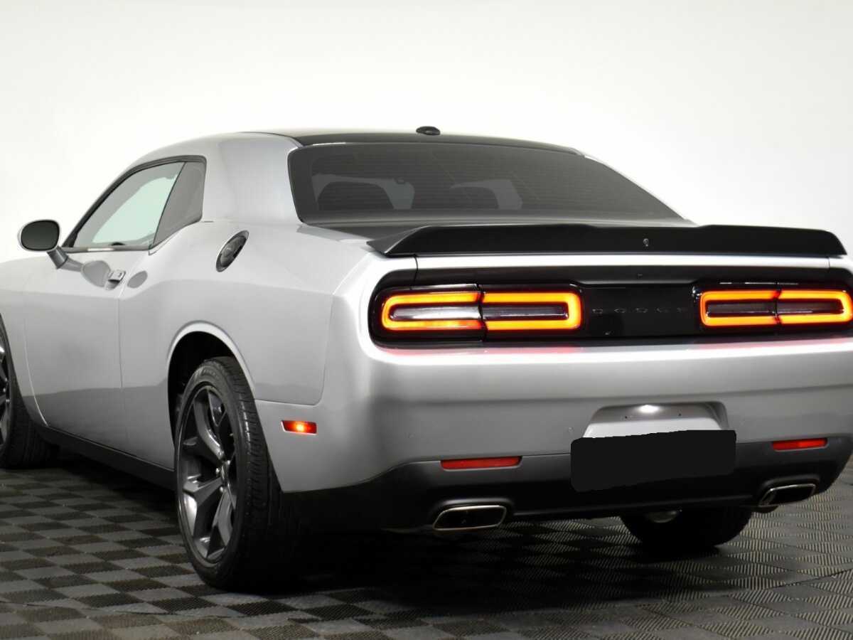 Dodge Challenger 2020 года с пробегом. Фото: #5