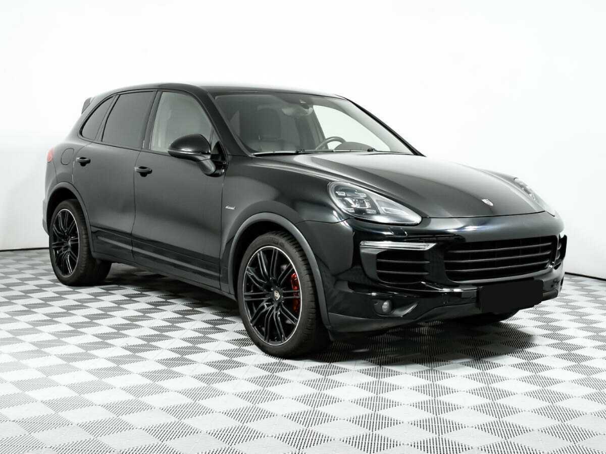 Porsche Cayenne 2015 года с пробегом. Фото: #2