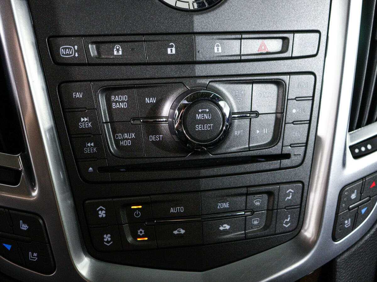 Cadillac SRX 2011 года с пробегом. Фото: #21