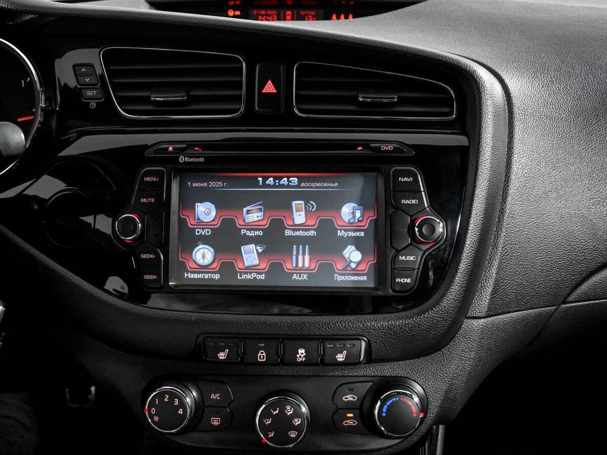 Kia Ceed GT 2015 года с пробегом. Фото: #13