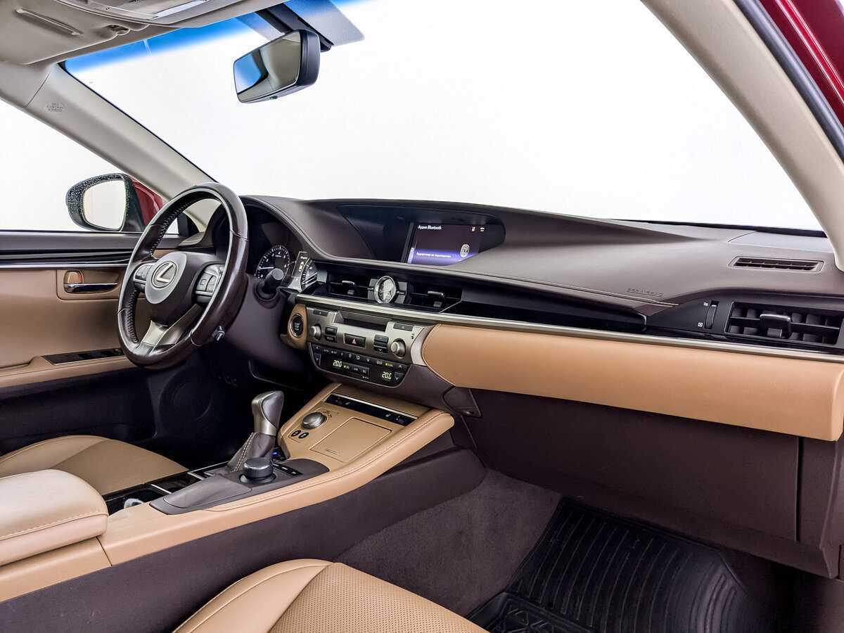 Lexus ES 2017 года с пробегом. Фото: #8