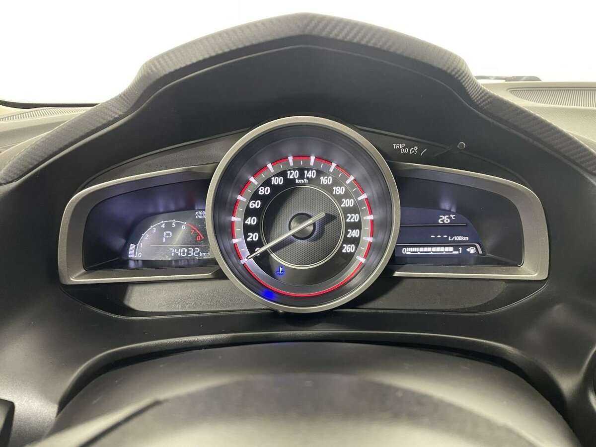 Mazda 3 2014 года с пробегом. Фото: #9