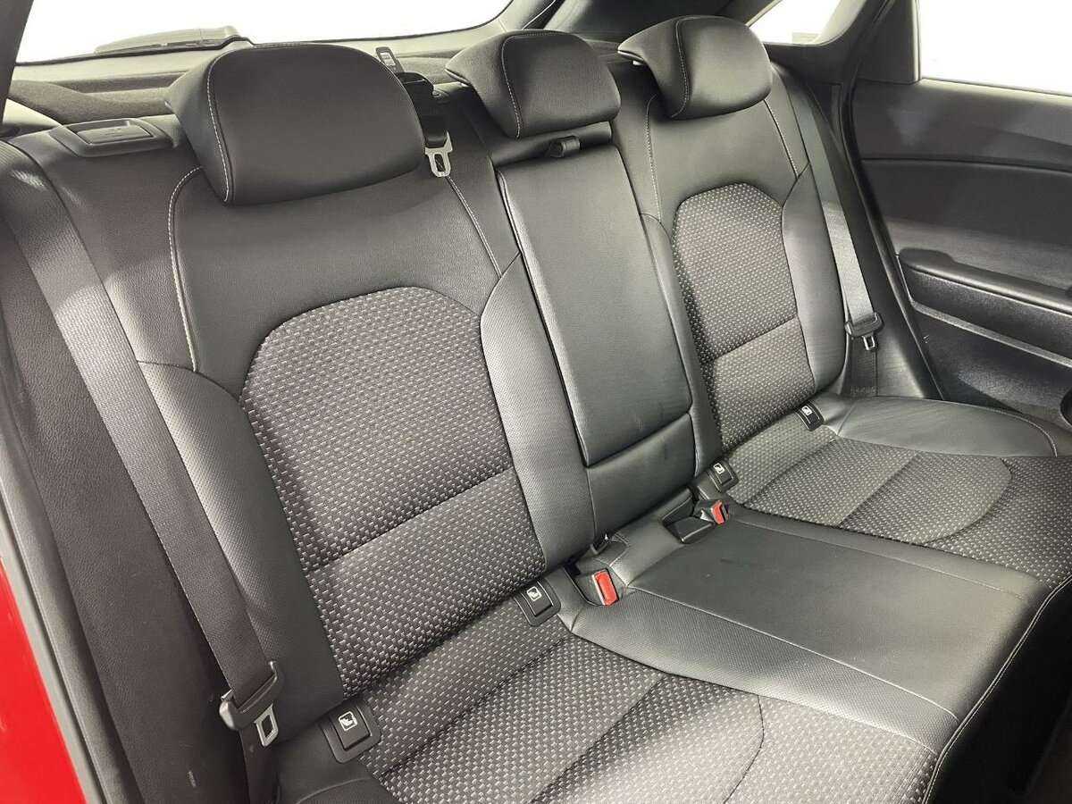 Kia Ceed 2020 года с пробегом. Фото: #14