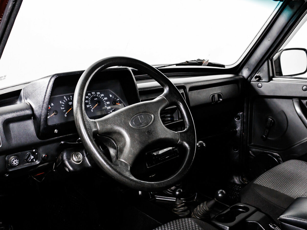 Lada (ВАЗ) 2121 (4x4) 2011 года с пробегом. Фото: #10