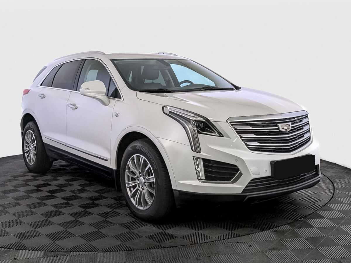Cadillac XT5 2016 года с пробегом. Фото: #2
