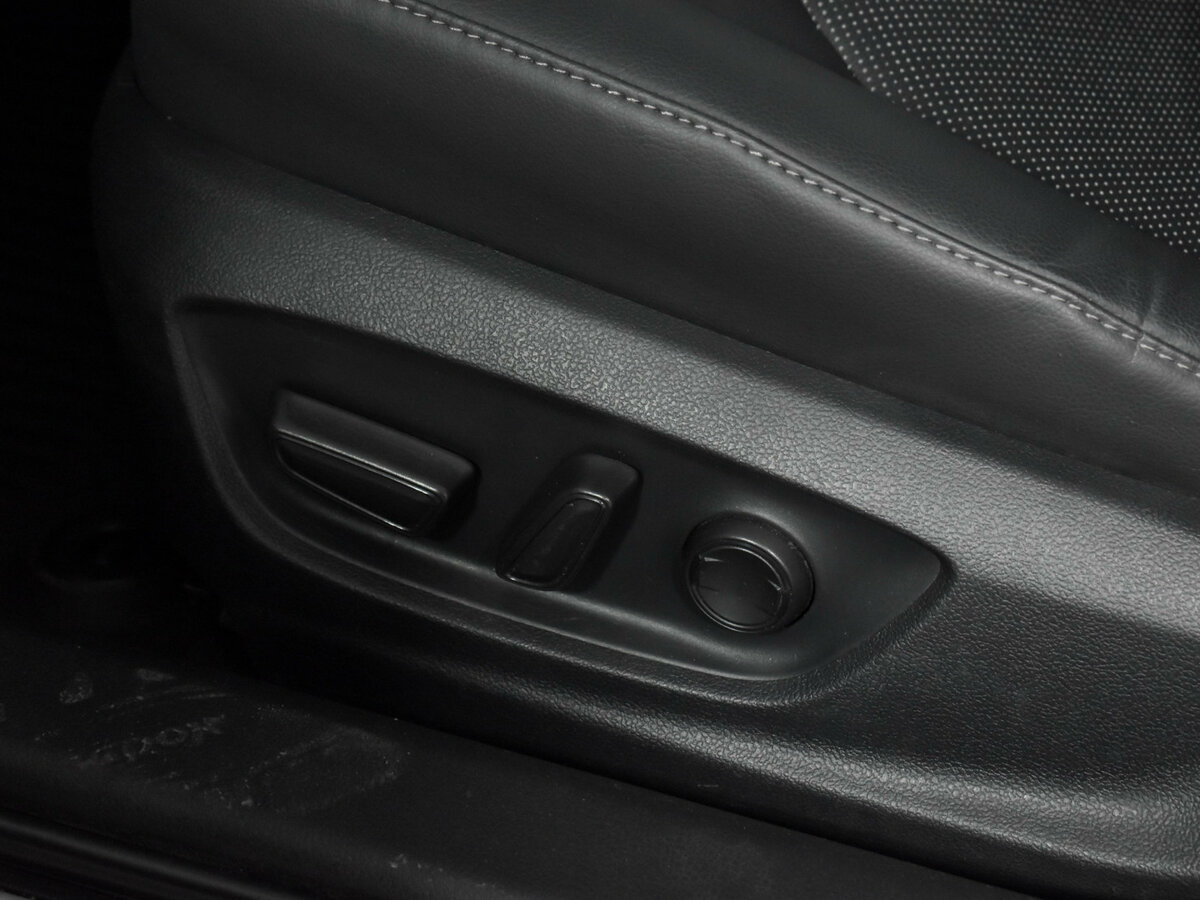 Toyota Camry 2022 года с пробегом. Фото: #9