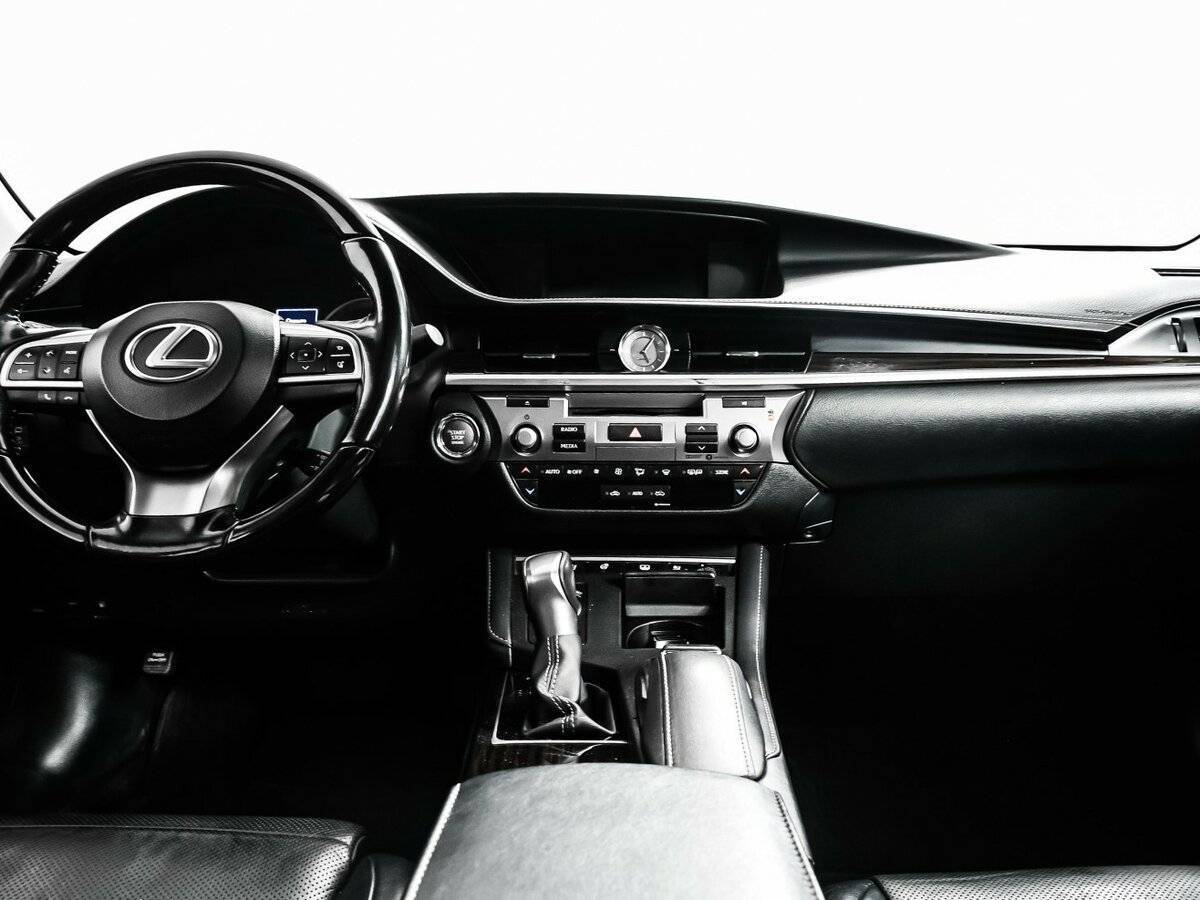 Lexus ES 2016 года с пробегом. Фото: #10