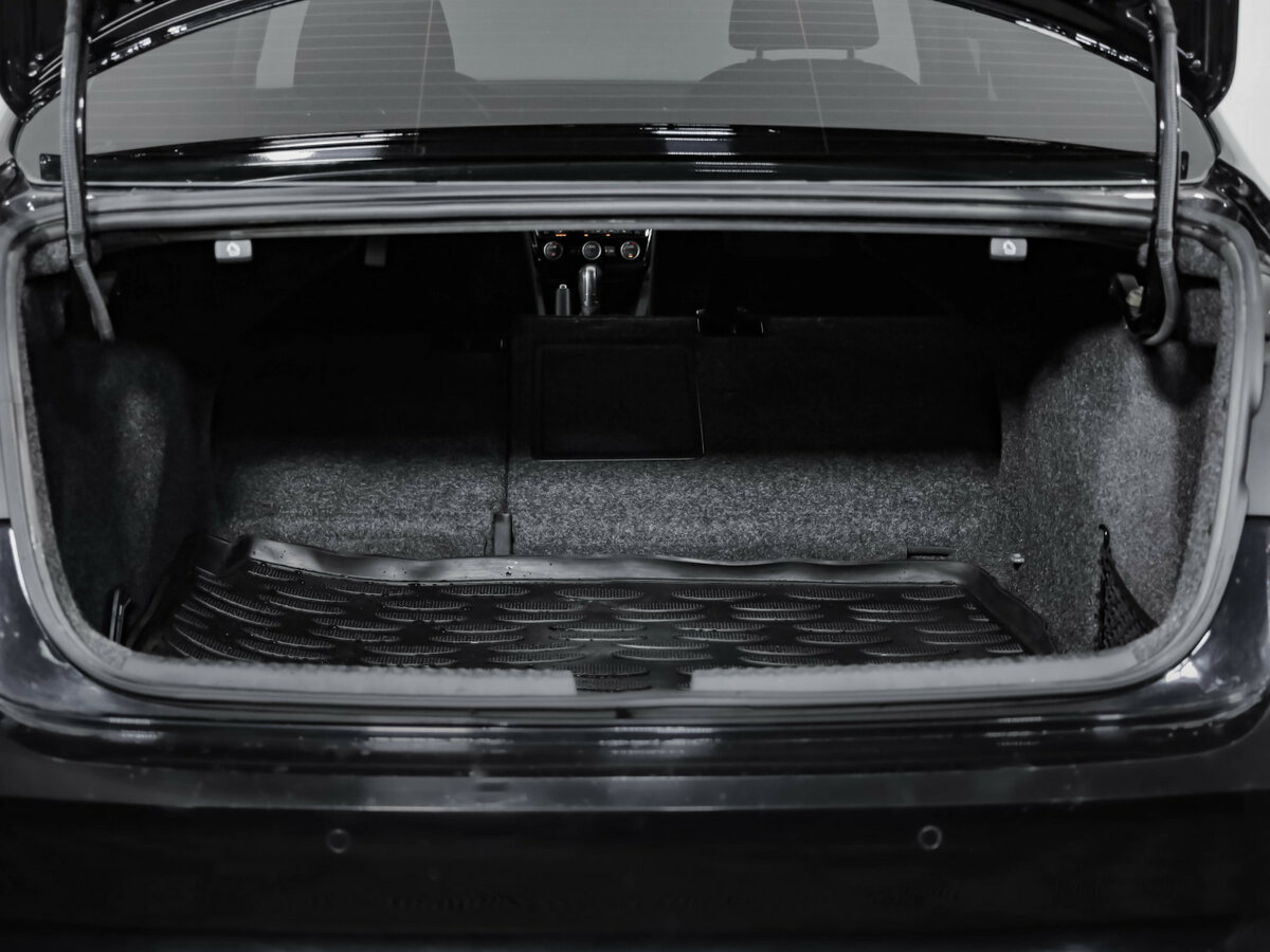 Volkswagen Jetta 2017 года с пробегом. Фото: #31