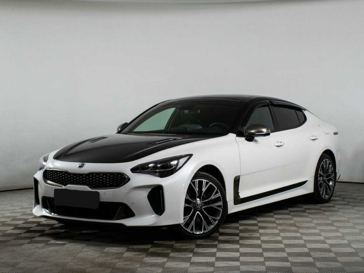 Kia Stinger 2018 года с пробегом. Посмотреть фото