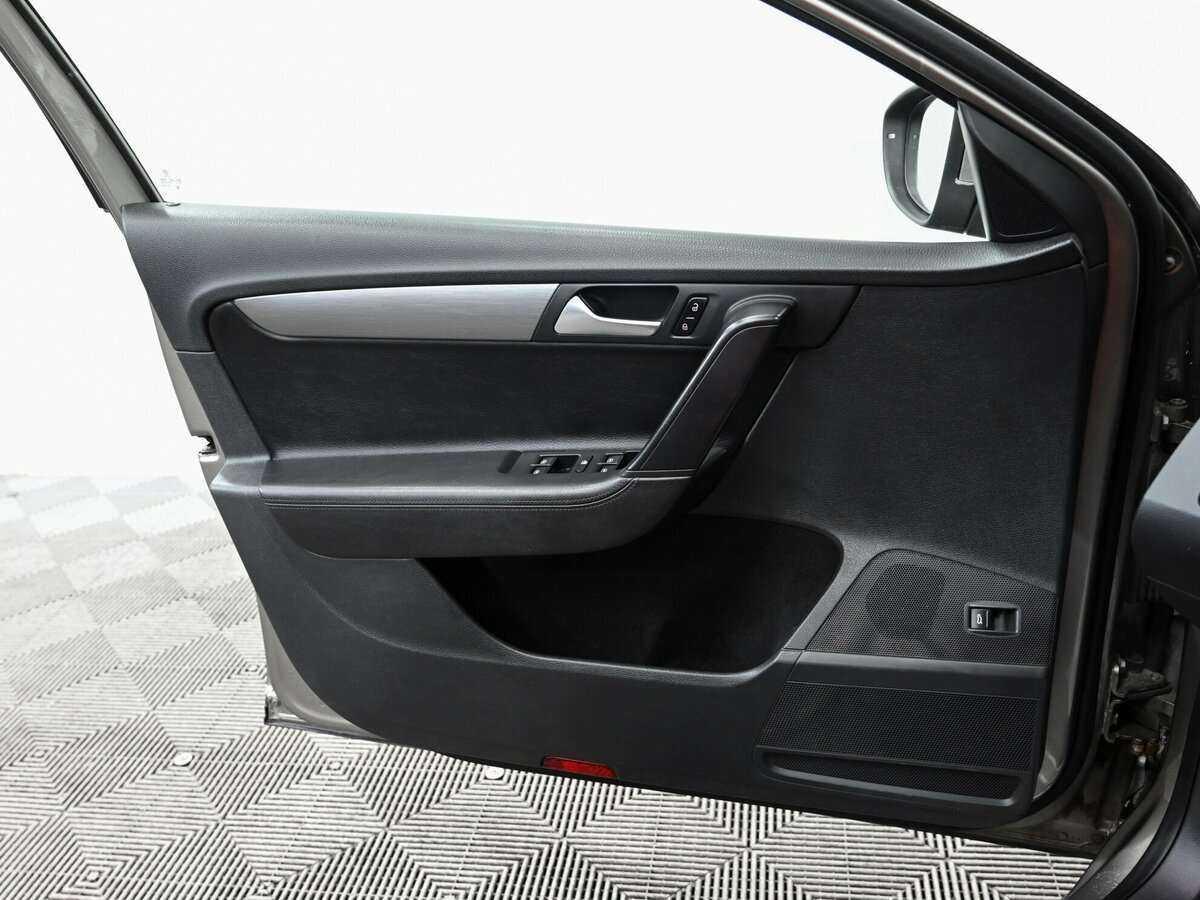 Volkswagen Passat 2014 года с пробегом. Фото: #7