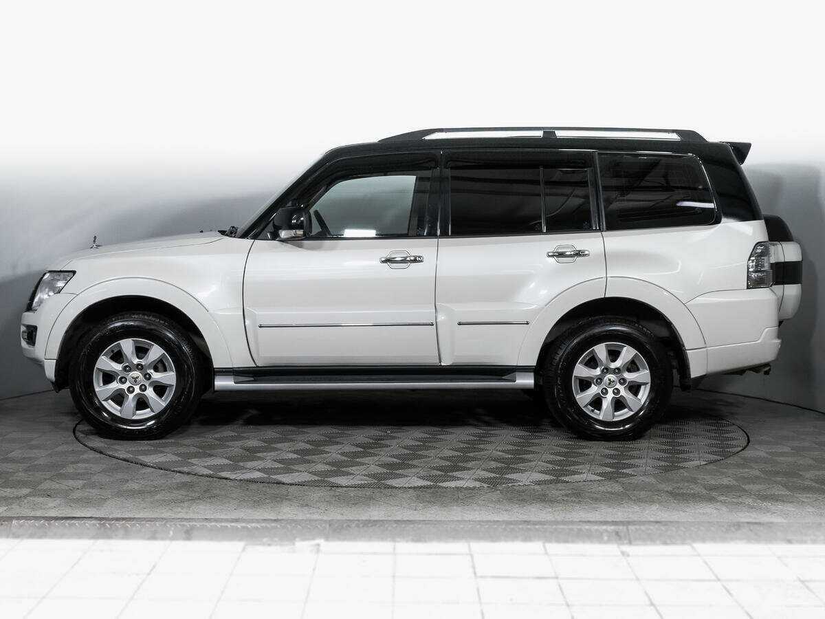Mitsubishi Pajero 2021 года с пробегом. Фото: #7