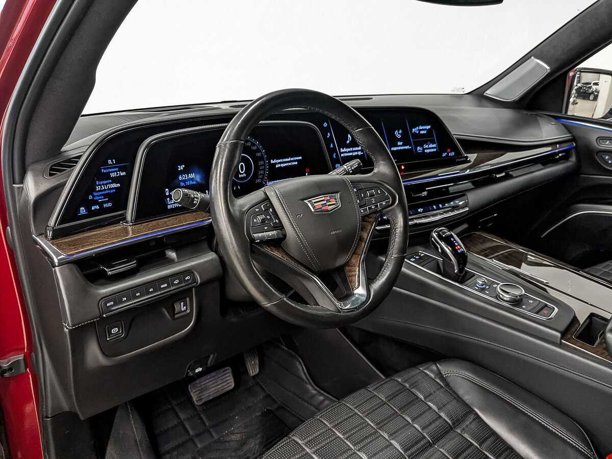 Cadillac Escalade 2021 года с пробегом. Фото: #12