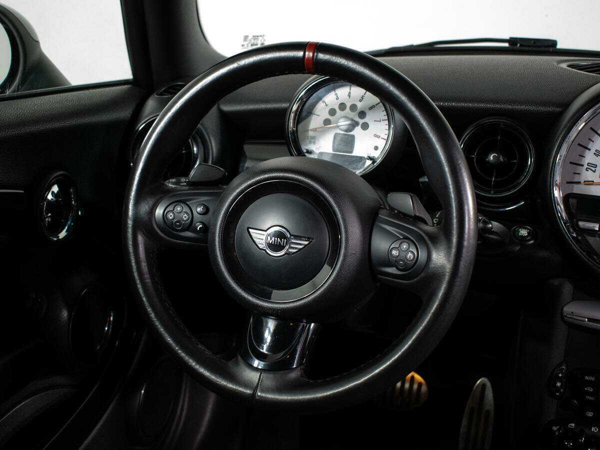 Mini Hatch 2012 года с пробегом. Фото: #12