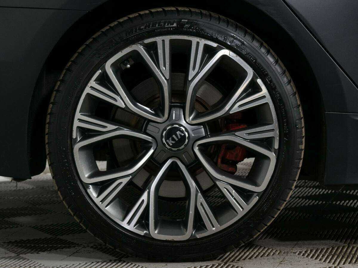 Kia Stinger 2018 года с пробегом. Фото: #20
