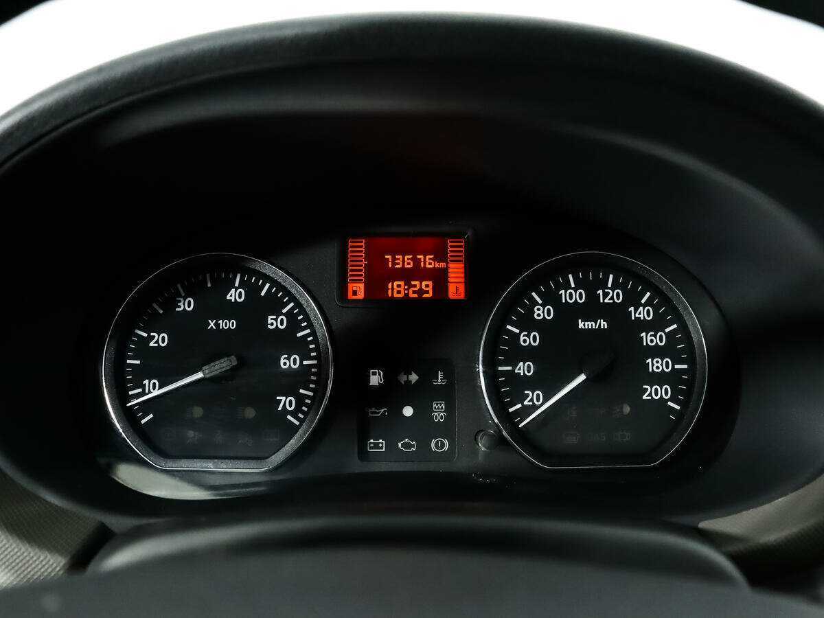 Renault Sandero 2014 года с пробегом. Фото: #10