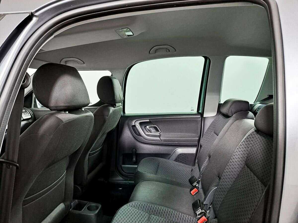 Skoda Roomster 2012 года с пробегом. Фото: #9