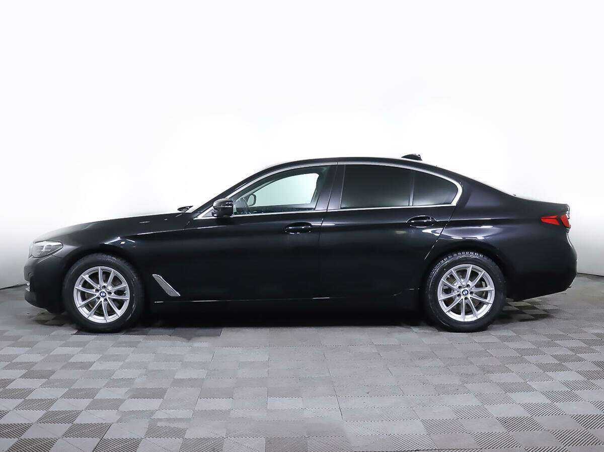BMW 5 серии 2021 года с пробегом. Фото: #6