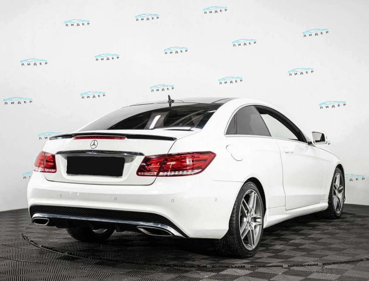 Б/У Мерседес-Бенц Е-Класс 2014 года. Фото: #5