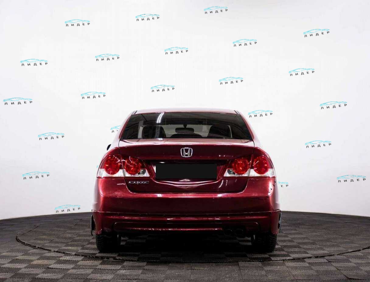 Б/У Хонда Цивик 2008 года. Фото: #4