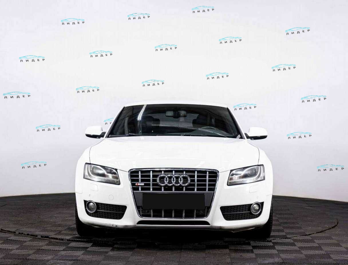 Б/У Ауди А5 2011 года. Фото: #1