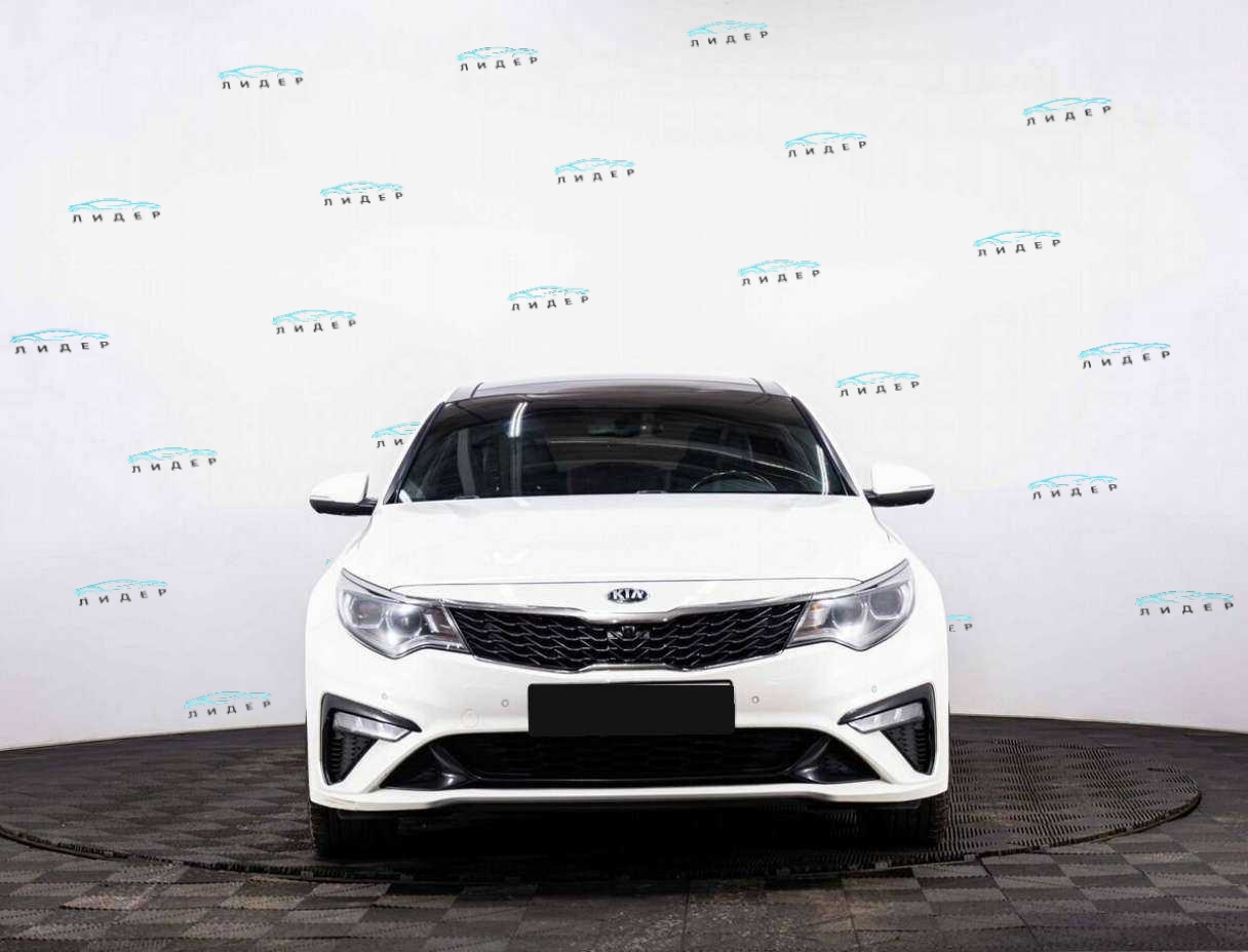 Б/У Киа Оптима 2018 года. Фото: #1