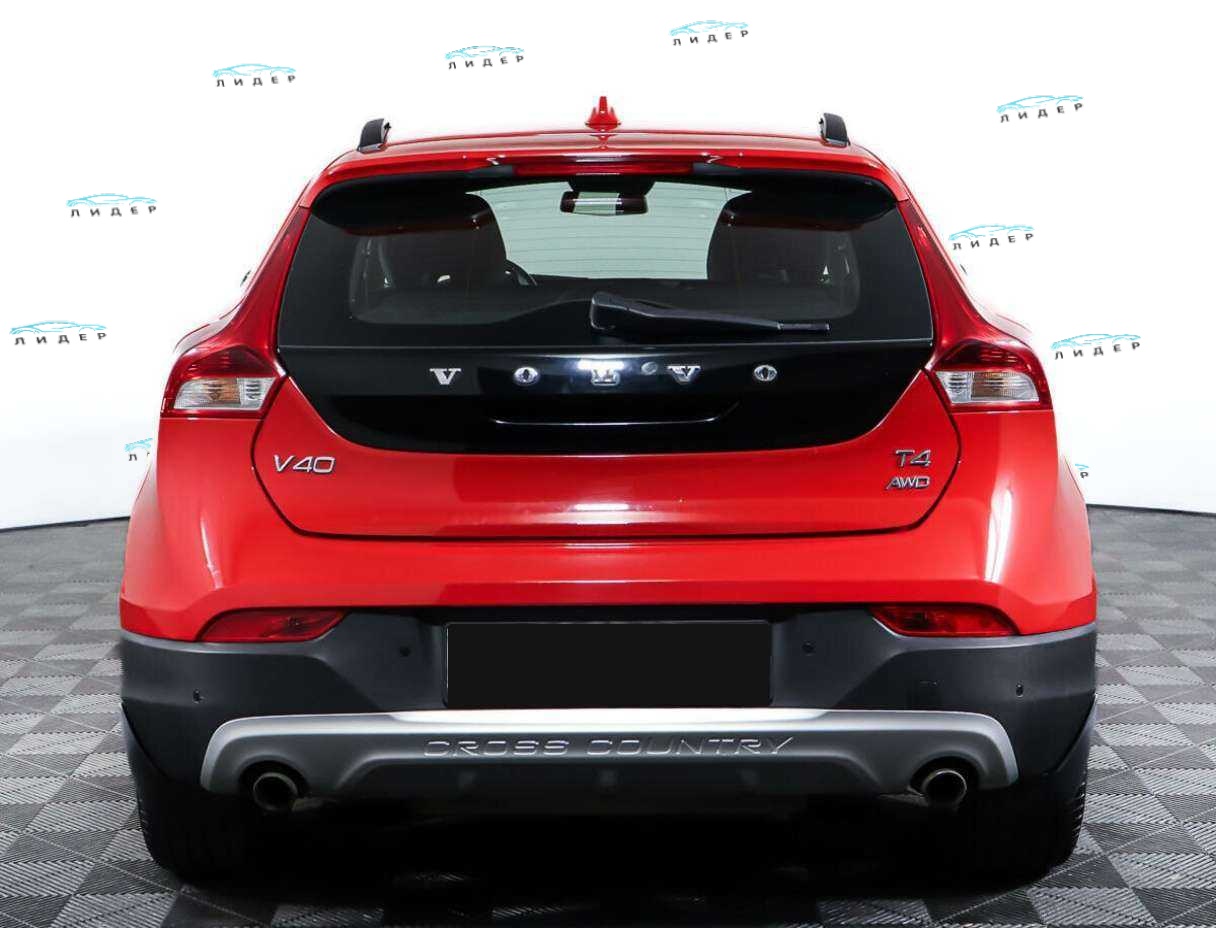 Б/У Вольво В40 Кросс Кантри 2013 года. Фото: #5