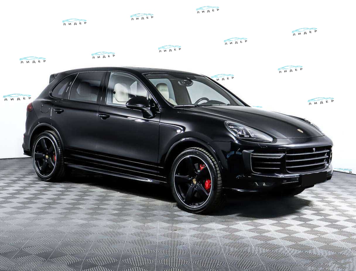 Б/У Порш Кайен 2015 года. Фото: #2