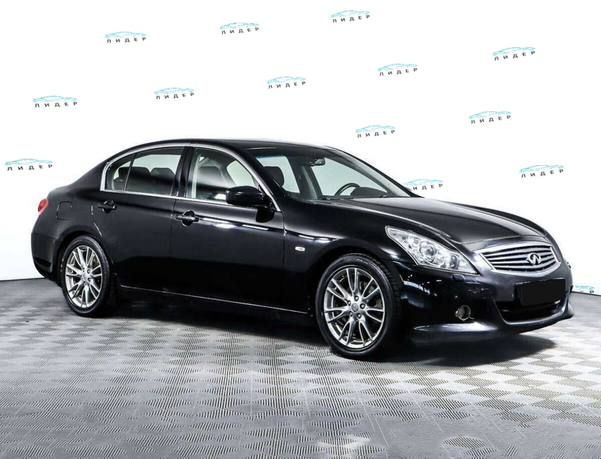 Б/У Инфинити Г 2010 года. Фото: #2