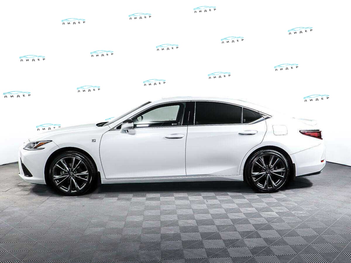 Б/У Лексус ЕС 2020 года. Фото: #7