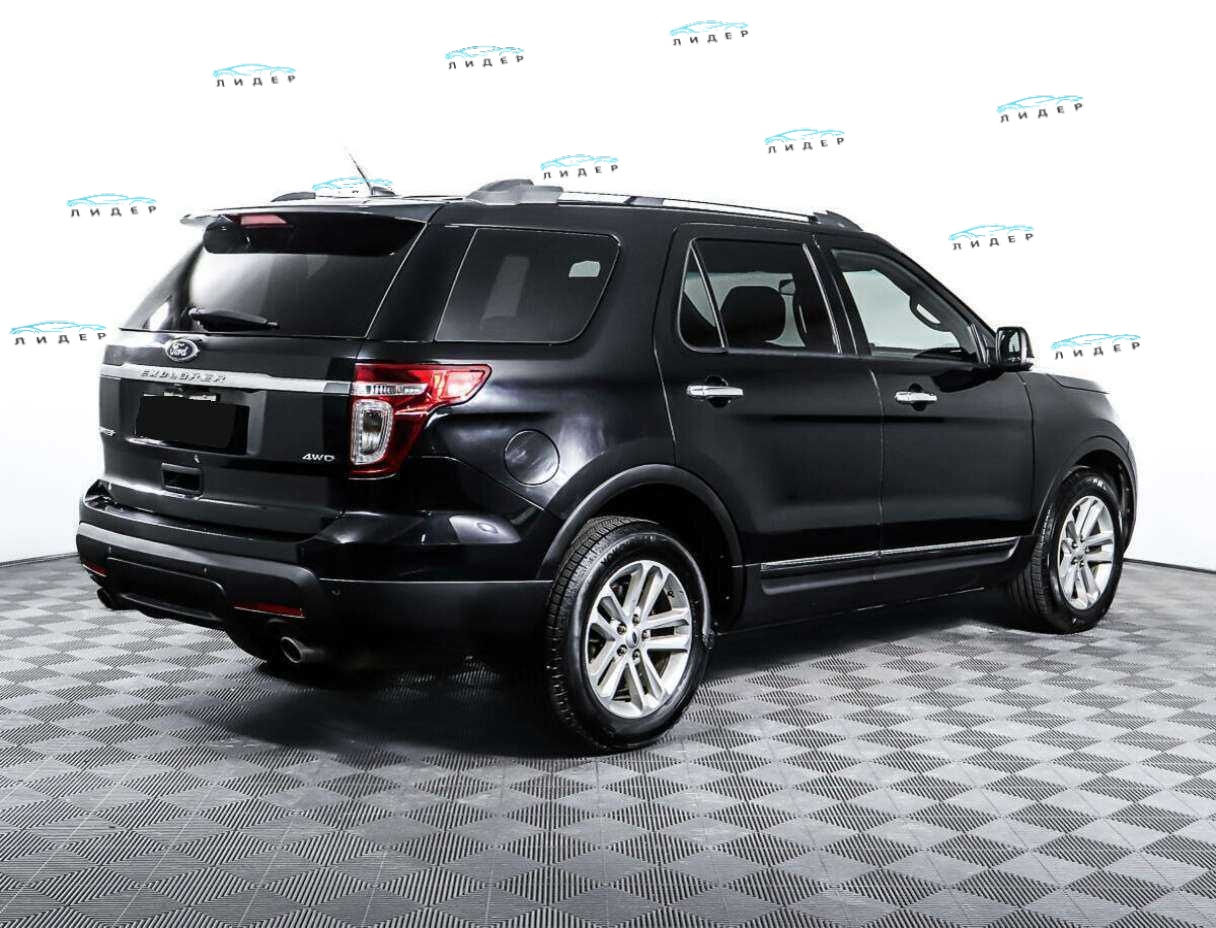 Б/У Форд Експлорер 2014 года. Фото: #4