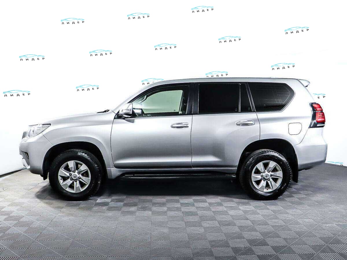 Б/У Тойота Лэнд Крузер Прадо 2018 года. Фото: #6