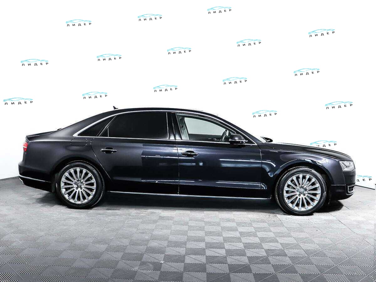 Б/У Ауди А8 2016 года. Фото: #3