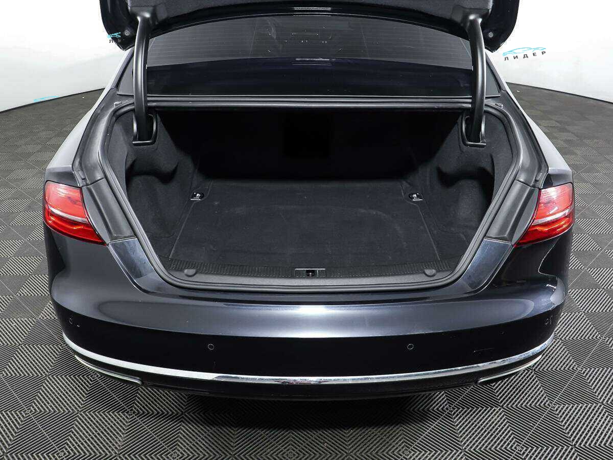 Б/У Ауди А8 2016 года. Фото: #8