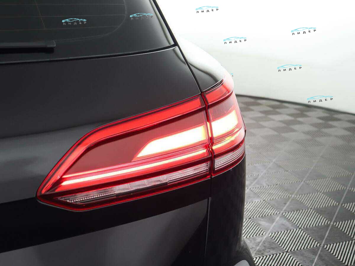 Б/У Фольксваген Туарег 2019 года. Фото: #26